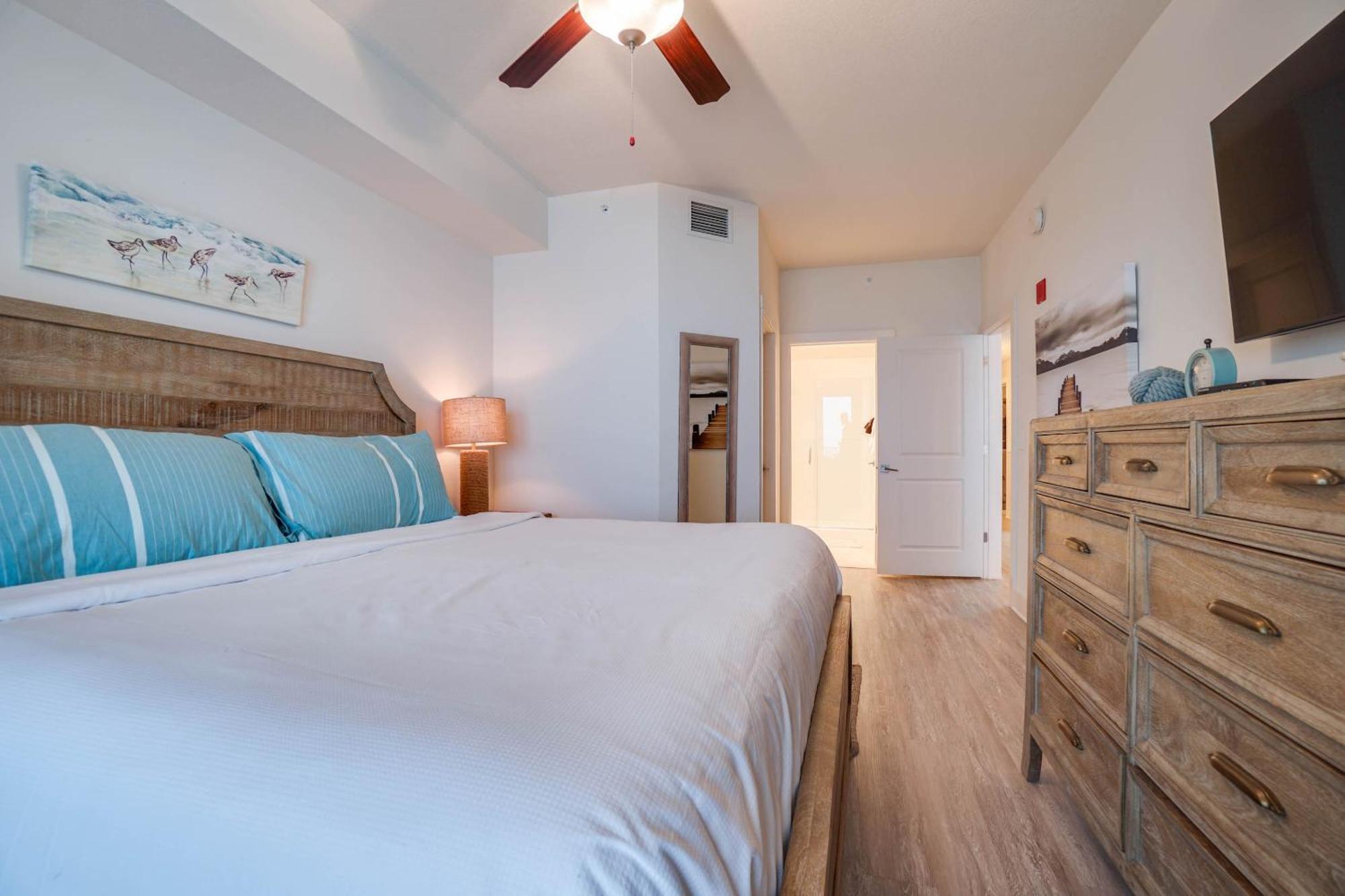 Tower 3 At Calypso Beach Resort Panama City Beach Room photo
